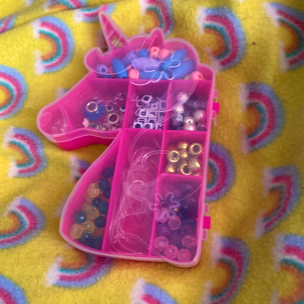 I am selling a bead kit that includes string and many types of beads